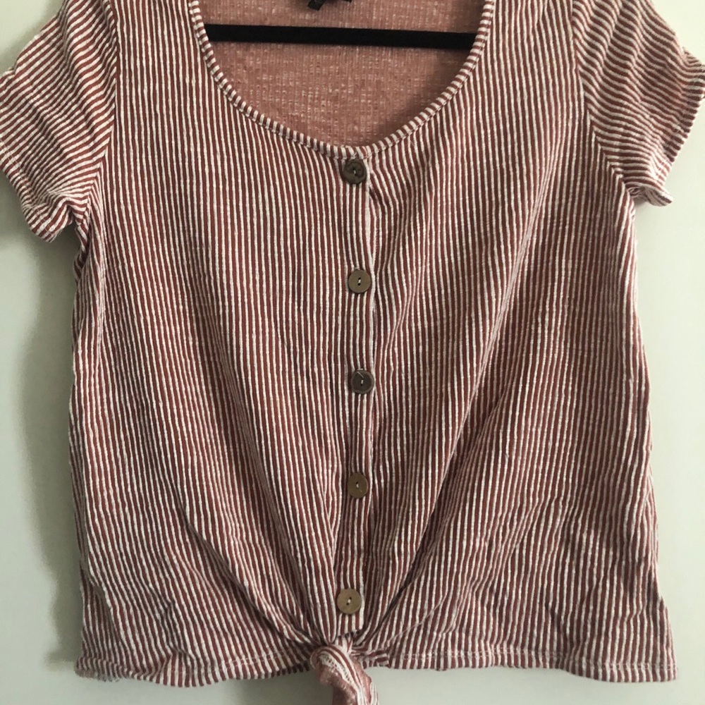 Short sleeve button down top